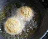 A picture of step 8 of Stuffed Bread Pakoda.