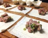 รูปขั้นตอนการทำที่ 2 ของ เกี๊ยวน้ำหมูกรอบสไตล์หมี#รักบ้านเกิด