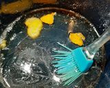 Foto del paso 3 de la receta: Pañuelitos de membrillo con almíbar