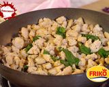 Foto del paso 3 de la receta: Champiñones rellenosde pollo