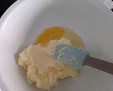 A picture of step 2 of Butter Cookies.