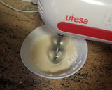 Foto del paso 6 de la receta: Bizcocho de fresas con cobertura de nata