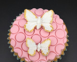 Foto del paso 4 de la receta: Cupcakes decorados con fondant 😋