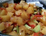 Foto langkah ke 4 dari resep Sambel goreng kentang.