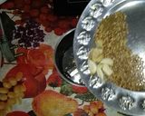 A picture of step 1 of Red Thai Veg Curry.