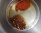 A picture of step 2 of Chilli oil.
