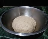 A picture of step 4 of Amritsari aloo kulcha.