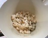 A picture of step 2 of Spinatknödel with Parmesan (Spinach Dumpling).
