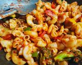 A picture of step 4 of Macaroni Masala.