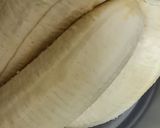 صورة لخطوة 1 من وصفة عصير موز🍌 بحليب وجوزهند منعش ومغذي يحبه الأطفال سريع