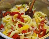 Tojásos lecsó, debreceni kolbásszal (glutén- és tejmentes) recept fázis 1 fotója
