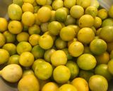 عکس مرحله 1 از دستور لیمو عسلی (معجون سرما خوردگی)