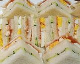 A picture of step 3 of Chicken spread sandwich.