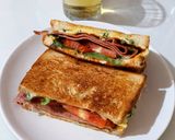 Foto langkah ke 5 dari resep Sandwich Toast.