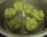 Foto langkah ke 8 dari resep Bolu Kukus Pandan Mekar tanpa Mikser.