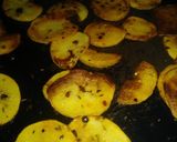 A picture of step 5 of Tawa aloo chapati roll.