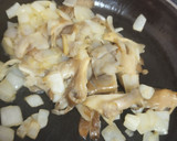 Foto del paso 1 de la receta: Tortilla Setas y gambas