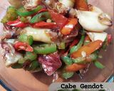 Foto langkah ke 8 dari resep Cumi Asin Cabe Hijau (Cabai Gendot).