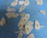 Foto del paso 1 de la receta: Pasta con gambas, gulas y nata