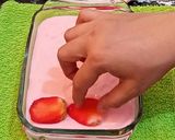 A picture of step 4 of Strawberry Delight.