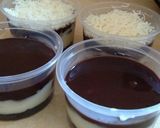 Foto langkah ke 3 dari resep Dessert Keju Vla Coklat Oreo.