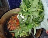 Foto langkah ke 3 dari resep 5. Cah Kangkung Belacan.