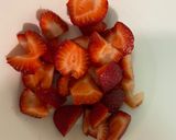 Foto del paso 1 de la receta: Bizcocho de fresas 🍓 y limón 🍋!!