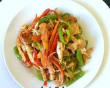 A picture of step 3 of Shredded Chicken Stir fry.
