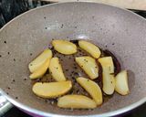 A picture of step 4 of OKRA with POPPY SEEDS or Posto Bhindi.