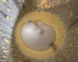 Foto del paso 4 de la receta Bizcocho de chocolate para el cumple 101 de La Bis 👶🏼👵🏼