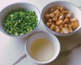 Hình bước làm 1 của món MỠ hành