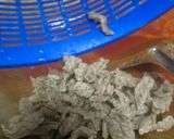 Gambar langkah 8 resipi Mee Goreng Daging.