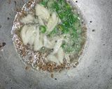 बटाटा भाजी (batata bhaji recipe in marathi) रेसिपी स्टेप 1 फोटो 