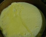 Foto langkah ke 3 dari resep Matcha Crepe Roll Cake.