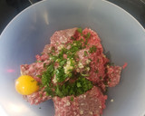 Foto del paso 1 de la receta: Albóndigas con salsa amarilla tipo española