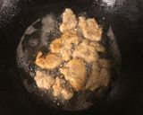 A picture of step 12 of Sweet and sour pork.