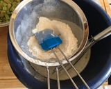 Saftiger Rhabarberkuchen mit weißer Schokolade Rezeptschritt 2 Foto