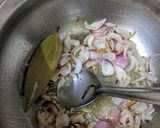 A picture of step 2 of Vegetable pulao.