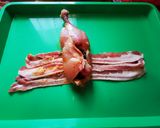 Aszalt szilvával töltött csirkecomb recept fázis 2 fotója