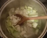 A picture of step 3 of Cheesy broccoli bacon pastabake.
