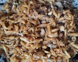 Foto langkah ke 4 dari resep 037. Tumis Bengkuang / Bengkoang Isian Lumpia.