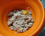Foto del paso 2 de la receta: Pizza base de atún con pimientos morrones