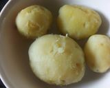 आलु  पराठा  (ढ़ाबा  स्टाईल) (aloo paratha recipe in marathi) रेसिपी स्टेप 2 फोटो 