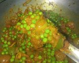 A picture of step 6 of Green Peas and Paneer Curry.