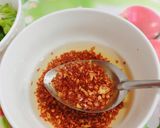Hình bước làm 2 của món Cháo nấm hầm sen