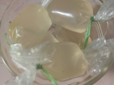 Bola air kelapa isian mochi