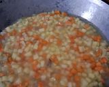 Foto langkah ke 3 dari resep Pastel Isi Kentang Wortel.