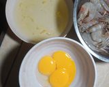 Foto langkah ke 1 dari resep Egg floss butter prawn.