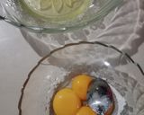 Foto langkah ke 1 dari resep Flourless Yogurt Cake.