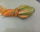 Foto del passaggio 5 della ricetta Fiori di zucca ripieni e impanati in friggitrice ad aria